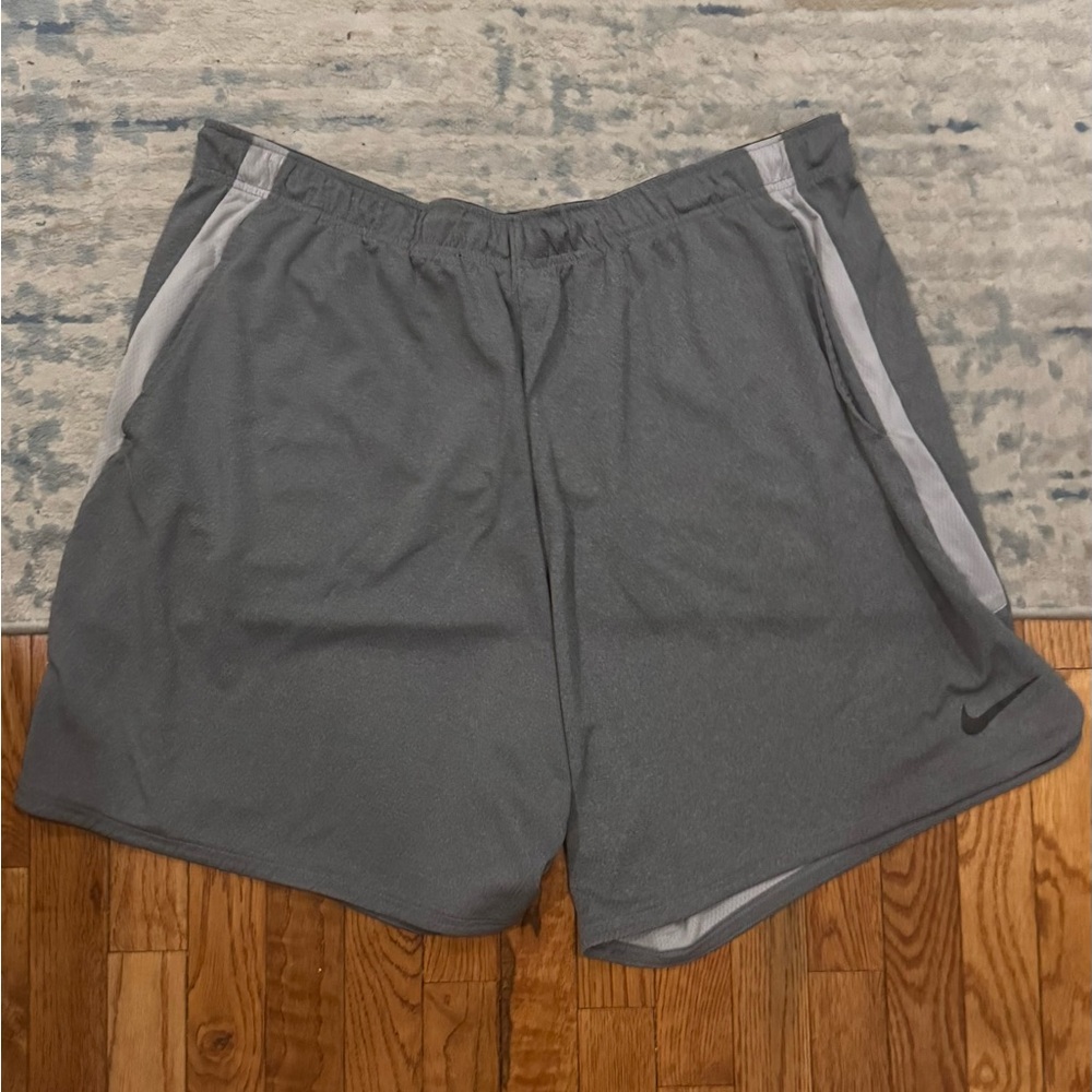Nike 4XL Grey Mesh Running Yoga Shorts Split Hem (Pair 1/2) Big and Tall
